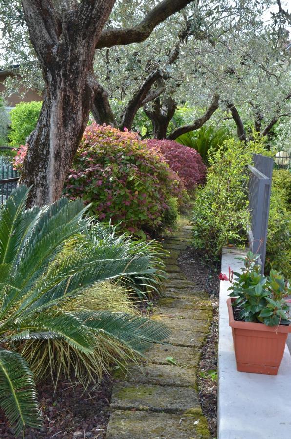 Bed and Breakfast H2O Sirmione Exterior foto