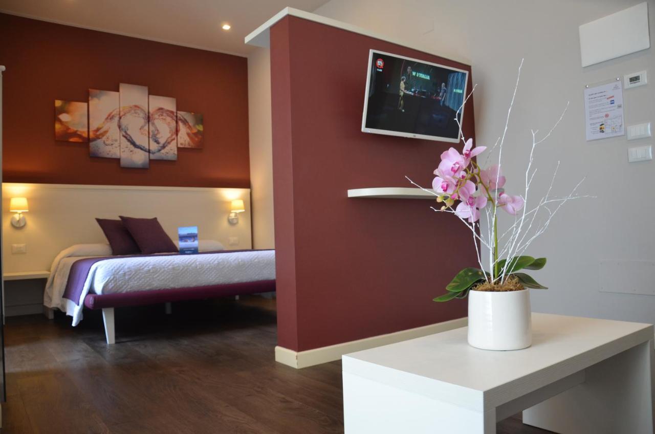 Bed and Breakfast H2O Sirmione Exterior foto